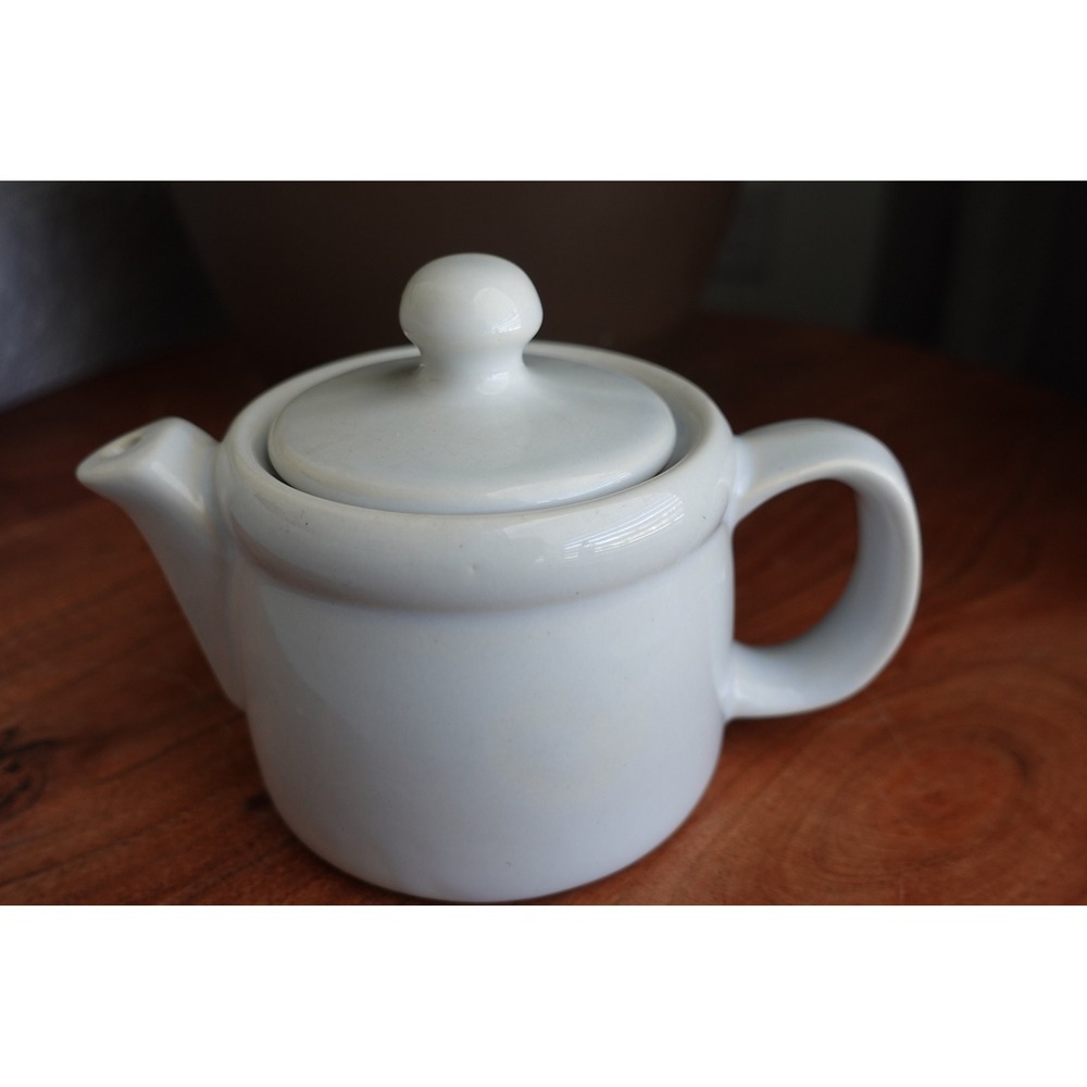 McCoy Pottery Small Ceramic‎ Teapot with Lid